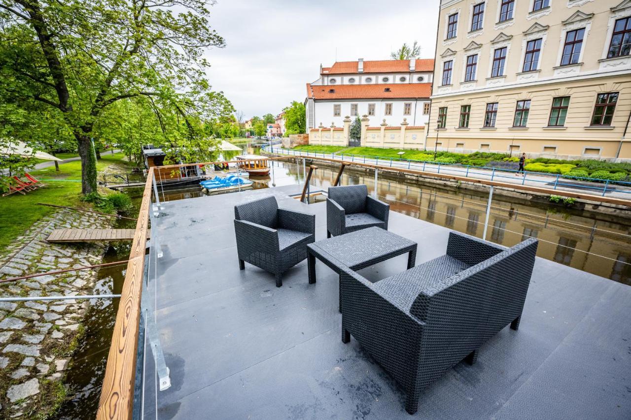 Rezidence Malse - Unikatni Apartmany Na Vode Ceske Budejovice Buitenkant foto
