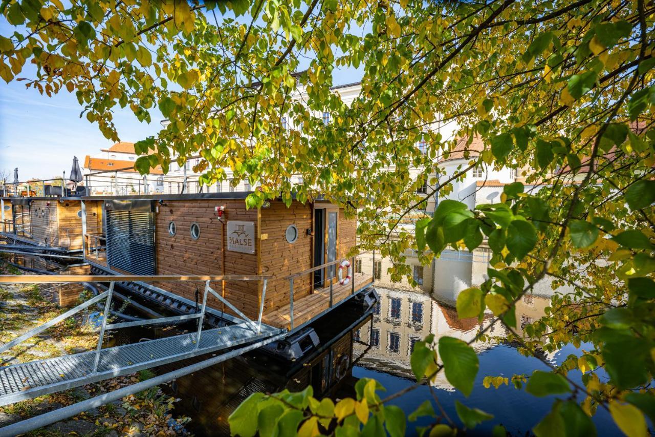 Rezidence Malse - Unikatni Apartmany Na Vode Ceske Budejovice Buitenkant foto